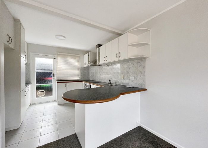  at 2/13 Armadale Road, Remuera, Auckland City, Auckland
