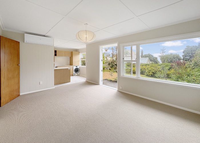  at 18 Newry Road, Raumati Beach, Paraparaumu