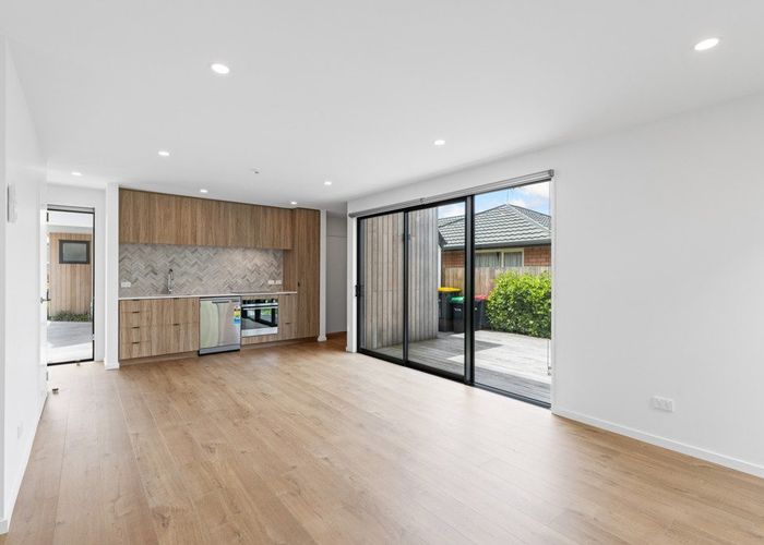  at 2/37 Maxwell Street, Riccarton, Christchurch City, Canterbury