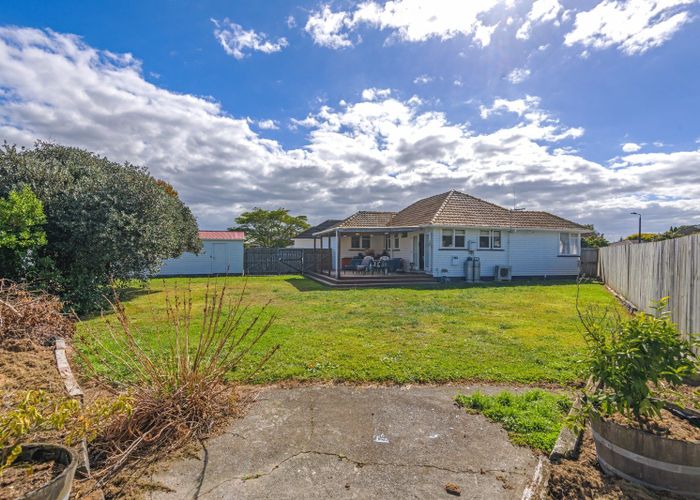  at 8 Bradford Place, Awapuni, Palmerston North, Manawatu / Whanganui