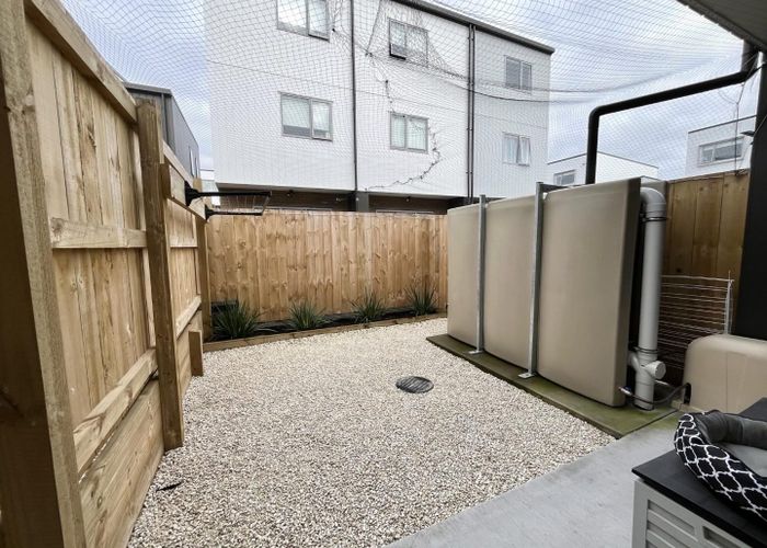  at 8 Ngae Place, Mangere East, Manukau City, Auckland