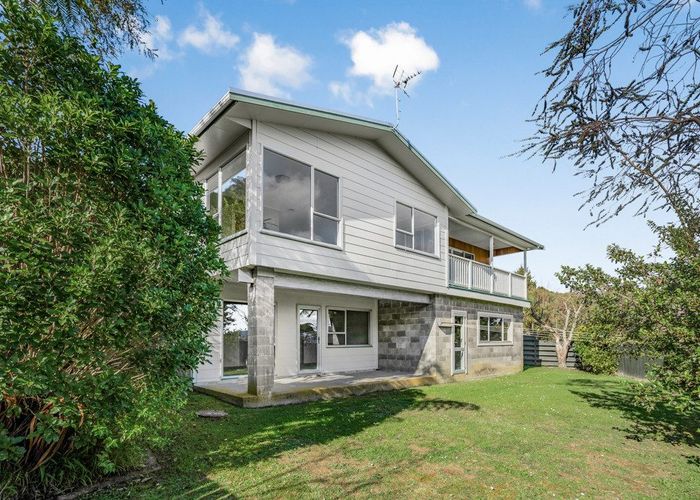  at 43 Sunnyview Drive, Brown Owl, Upper Hutt, Wellington