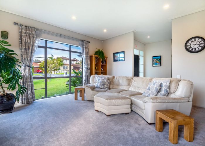 at 31 Oakway Drive, Schnapper Rock, North Shore City, Auckland