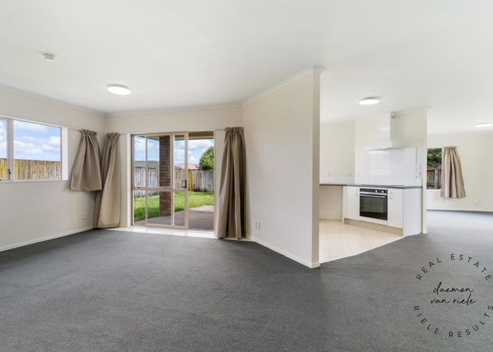  at 7 Mark Edgar Place, Clendon Park, Auckland