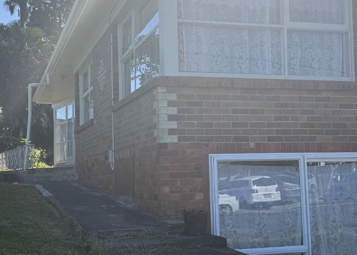  at 10 Hyde Street, Manurewa East, Manukau City, Auckland