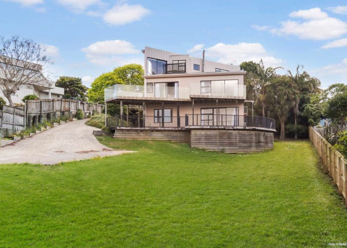  at 88 Wiseley Road, West Harbour, Waitakere City, Auckland