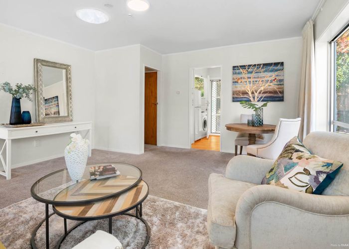  at 2/29 Angelo Avenue, Howick, Auckland