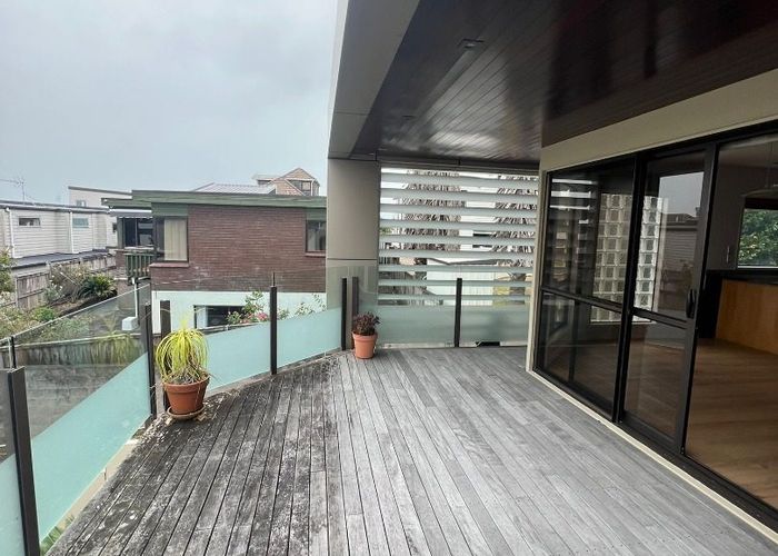  at 15A Takutai Avenue, Half Moon Bay, Manukau City, Auckland