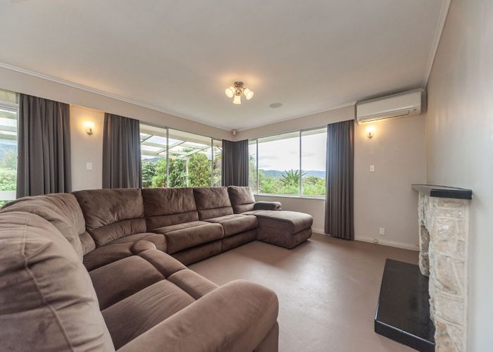 For rent 13 Dunns Street, Silverstream, Upper Hutt, Wellington