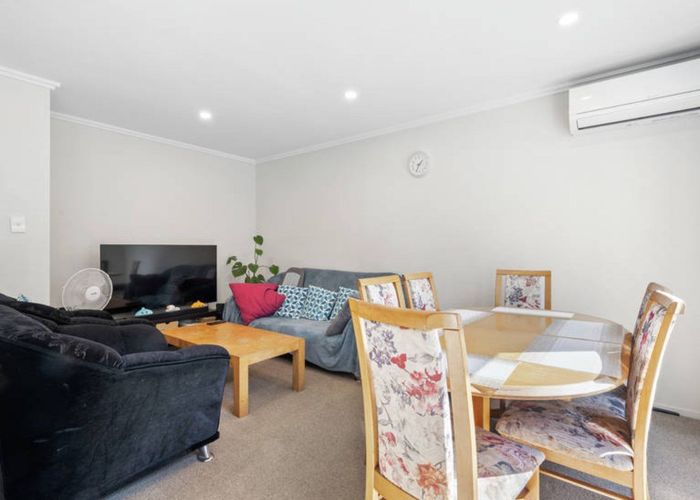  at 10/182 Flat Bush School Road, Flat Bush, Manukau City, Auckland