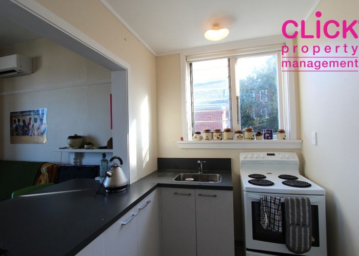  at 3/2 Royal Terrace, City Centre, Dunedin, Otago
