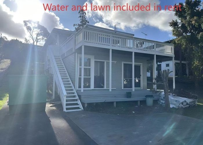  at 9 Dunraven Place, Torbay, North Shore City, Auckland