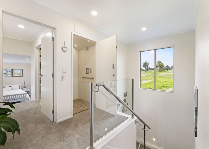  at 8 Tui Brae, Beachlands, Manukau City, Auckland