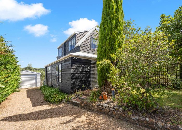  at 383 Sea View Road, Onetangi, Waiheke Island, Auckland