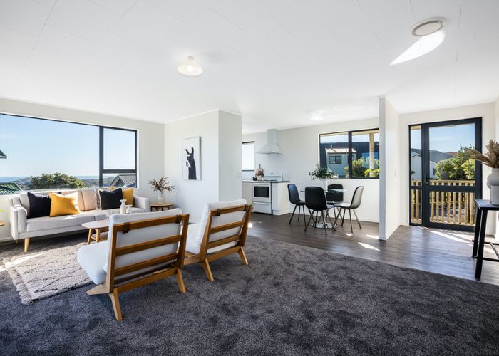  at 17 Coventry Close, Ascot Park, Porirua
