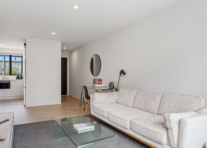  at 8/255 Kilmore Street, City Centre, Christchurch City, Canterbury