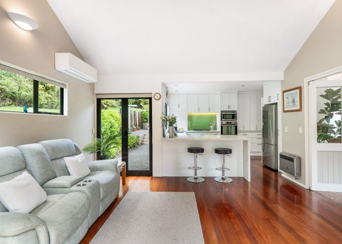  at 18 Daldys Bush Lane, Bayview, North Shore City, Auckland