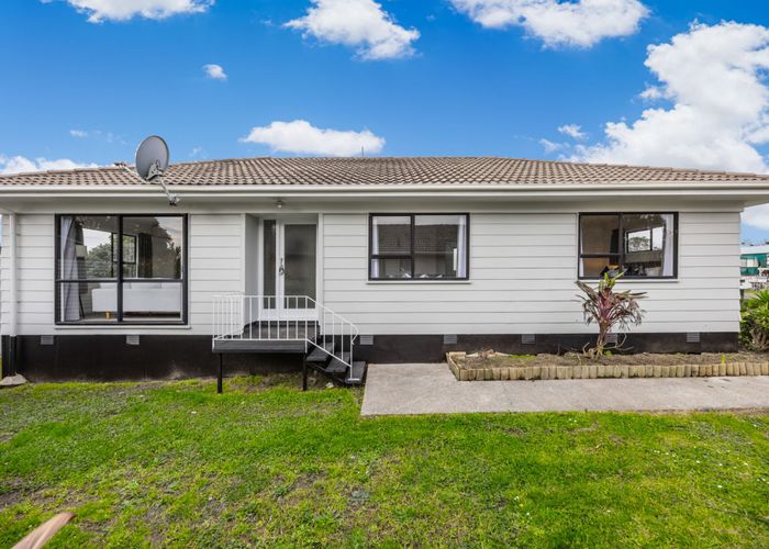  at 53 Burundi Avenue, Clendon Park, Manukau City, Auckland