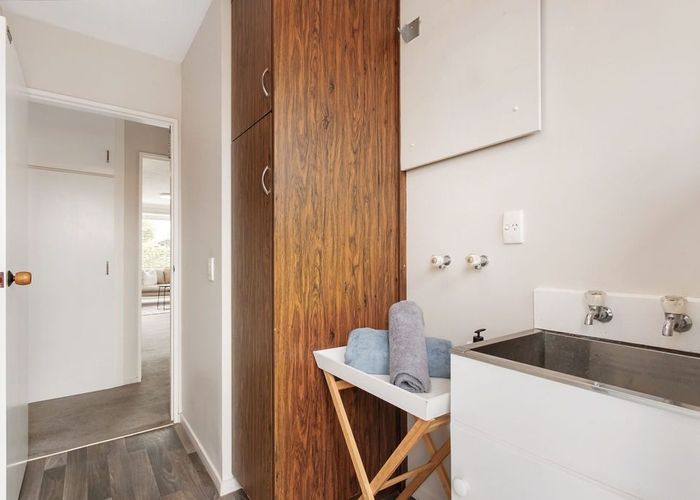  at 1/39 Solomon Avenue, Redwood, Christchurch