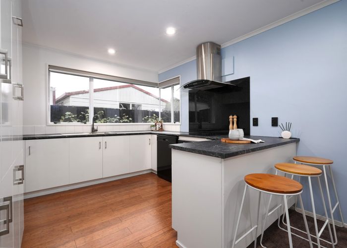  at 10A Honeysuckle Place, Northcote, Christchurch City, Canterbury