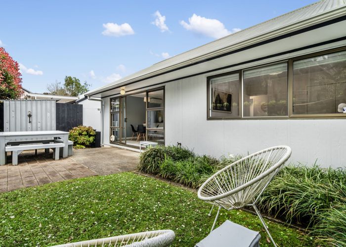  at 6B/18 Cranbrook Place, Glendowie, Auckland