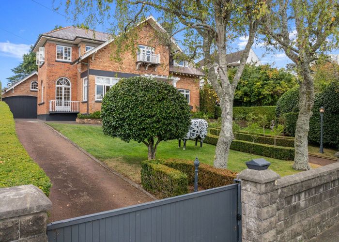  at 10 Sharpe Road, Epsom, Auckland