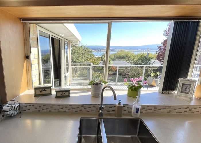  at 76 Greenwich Street, Waihola