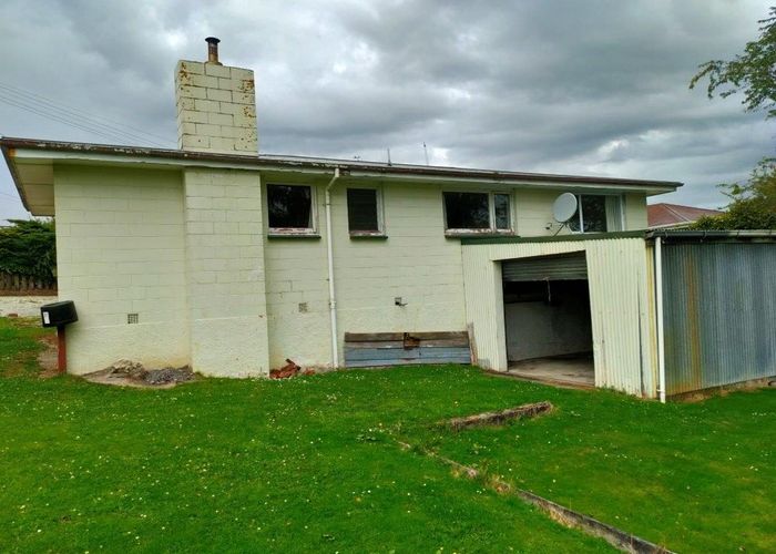 at 27 Gordon Terrace, East Gore, Gore