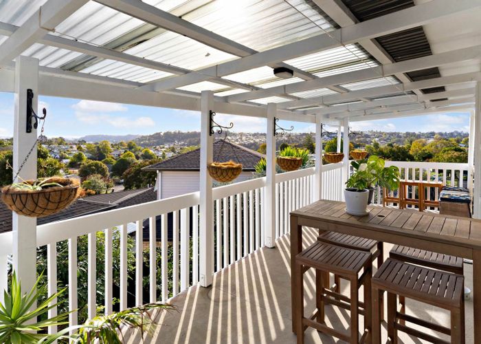  at 1/378 Glenfield Road, Glenfield, North Shore City, Auckland