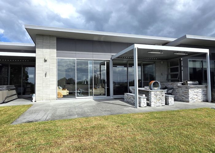 at 34 Holcombrooke Lane, Welcome Bay, Tauranga, Bay Of Plenty