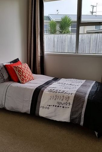  at 1/18 Harwood Road, Mount Wellington, Auckland City, Auckland