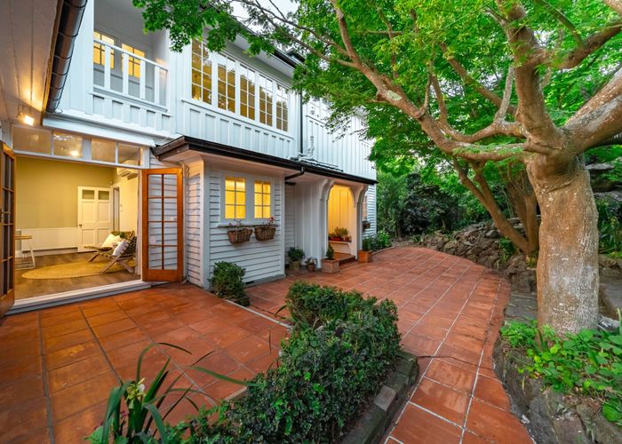  at 117 Hackthorne Road, Cashmere, Christchurch City, Canterbury