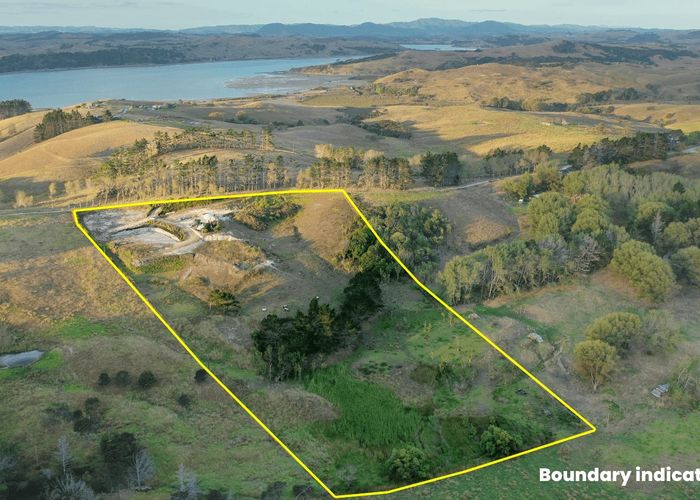  at 33 Peach Lane, Kaiwaka, Kaipara, Northland