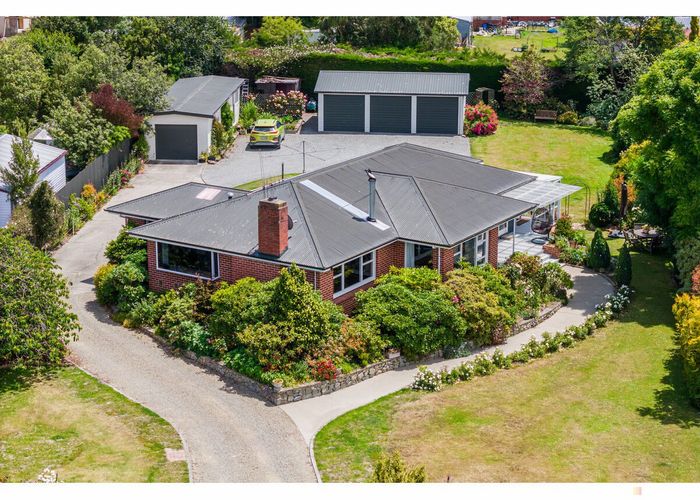 Recently sold 76 Rhodes Street, Waimate homes.co.nz