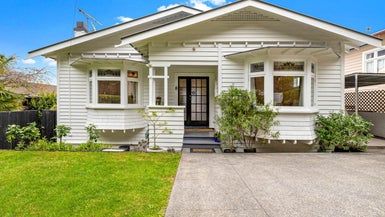  at 14 Lewin Road, Epsom, Auckland