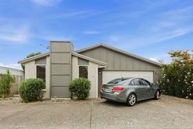  at 2/18 The Glade, Papamoa, Tauranga, Bay Of Plenty