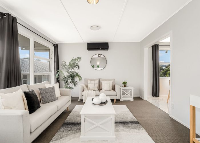  at 18 Beazley Avenue, Paparangi, Wellington, Wellington