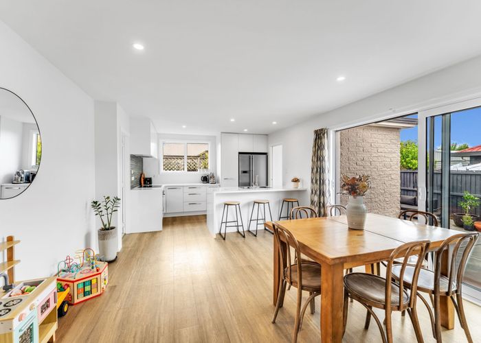  at 1/14 Donegal Street, Belfast, Christchurch City, Canterbury