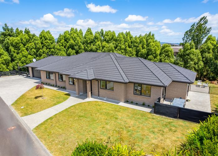  at 6 Jade Crescent, Timberlea, Upper Hutt