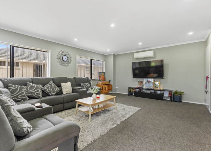  at 12/30 Calvert Avenue, Mangere East, Manukau City, Auckland