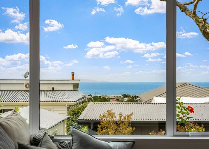  at 6A D'oyly Drive, Stanmore Bay, Rodney, Auckland