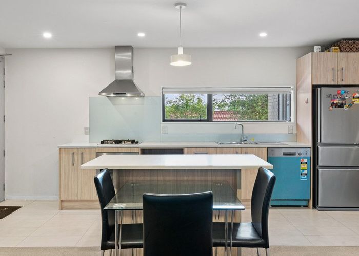  at 5/15 Wyllie Road, Papatoetoe, Auckland