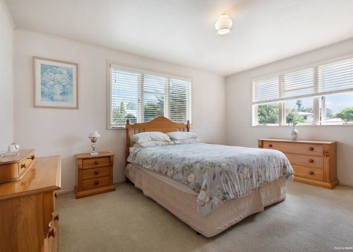  at 37 Chippendale Crescent, Birkdale, Auckland