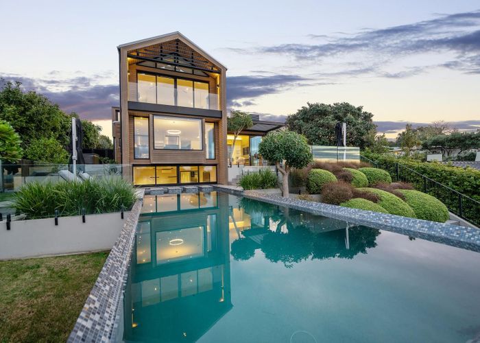  at 24 Seacliffe Avenue, Belmont, North Shore City, Auckland