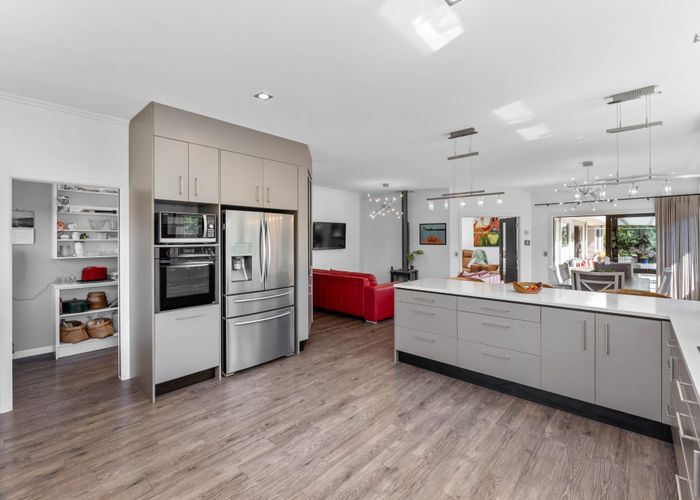  at 4 Barbaras Way, Waikanae Beach, Kapiti Coast, Wellington