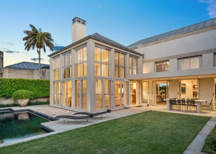  at 11 Glanville Terrace, Parnell, Auckland
