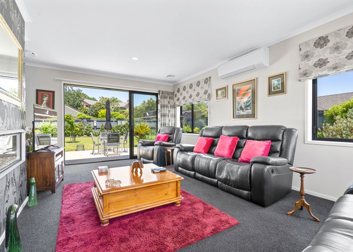  at 11 Mahy Way, Leamington, Cambridge
