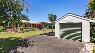  at 14 Hill Crescent, New Lynn, Auckland