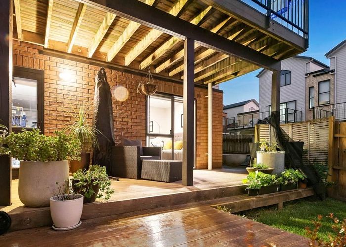  at 70/172 Mcleod Road, Te Atatu South, Auckland
