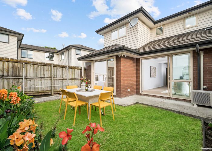  at 7 Akeake Lane, Manurewa, Manukau City, Auckland